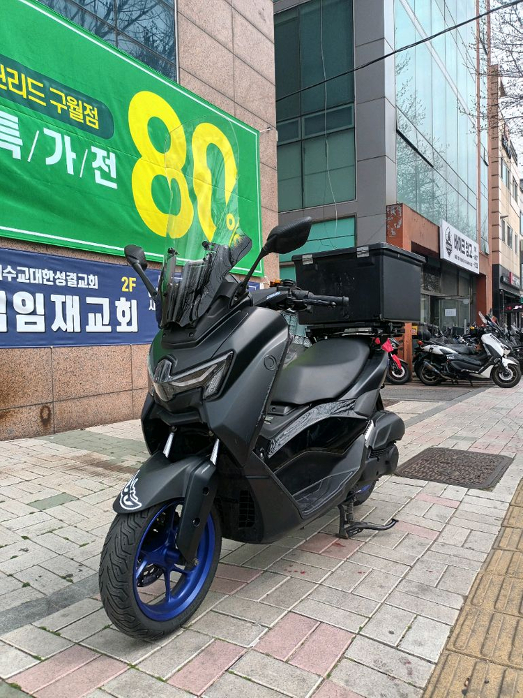 Nmax125 25년식 2만 배달셋팅o 판매합니다. (오토바이) 이미지