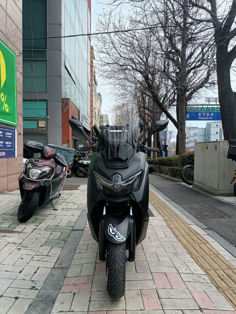 Nmax125 25년식 2만 배달셋팅o 판매합니다. (오토바이) 이미지