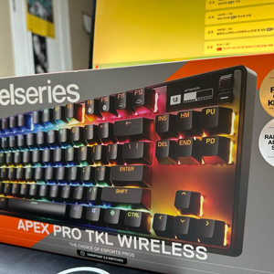 스틸시리즈 apex pro tkl gen3 wireless 래피드트리거 키보드 판매 이미지