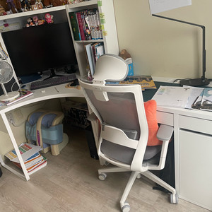 4/2까지 판매)이케아 책상+컴퓨터책상 이미지