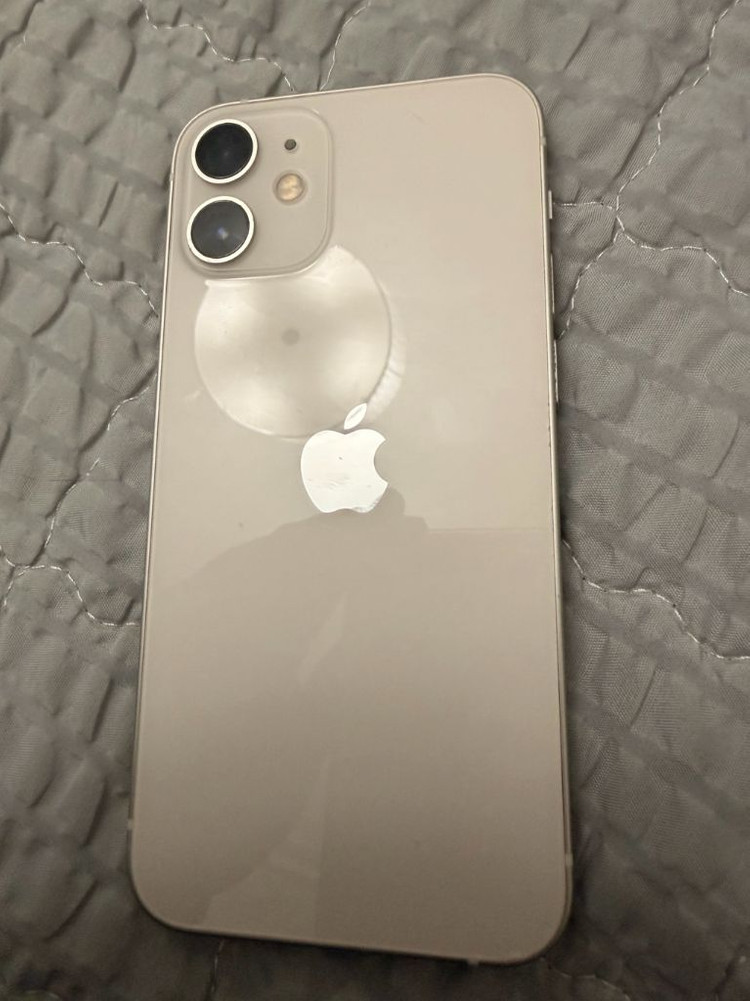 아이폰 12미니 이미지