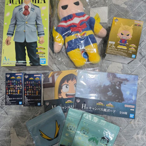 (가격내림)나의 히어로 아카데미아 피규어 및 굿즈 일괄 팔아용 이미지