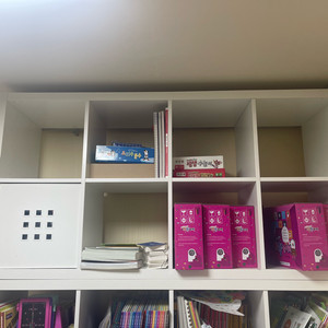 4/2까지 판매)이케아 책장(2*4, 4*4) 이미지