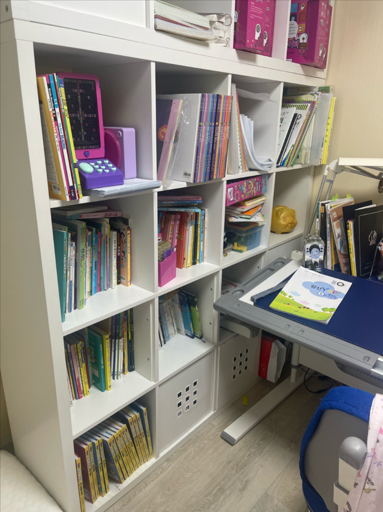 4/2까지 판매)이케아 책장(2*4, 4*4) 이미지