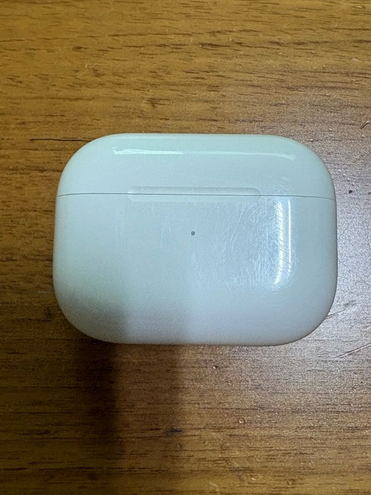 에어팟 프로 라이트닝 8핀 이미지