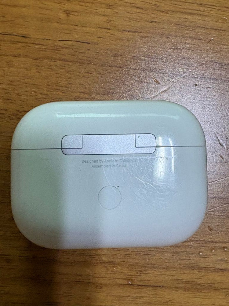 에어팟 프로 라이트닝 8핀 이미지