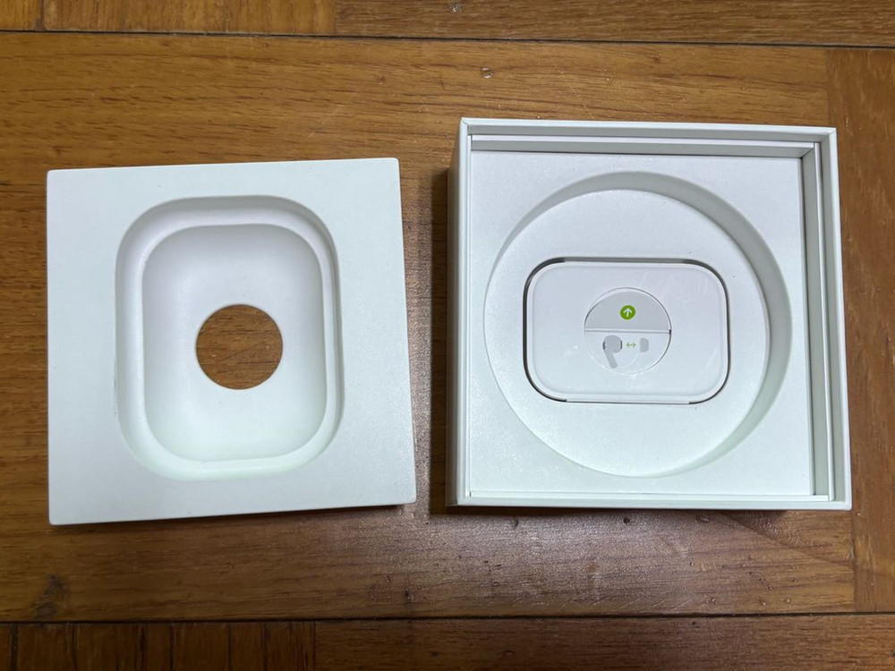 에어팟 프로 라이트닝 8핀 이미지