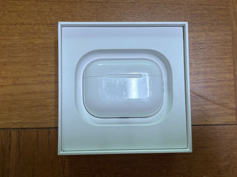 에어팟 프로 라이트닝 8핀 이미지