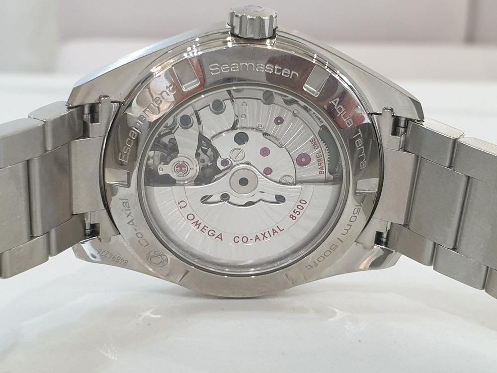 오메가 씨마스터 아쿠아테라 흰판 오토 231.10.42.21.02.001 이미지