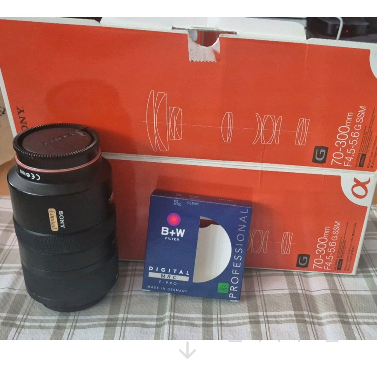 풀프레임 DSLR 카메라 + 70-300mm 렌즈 세트 이미지