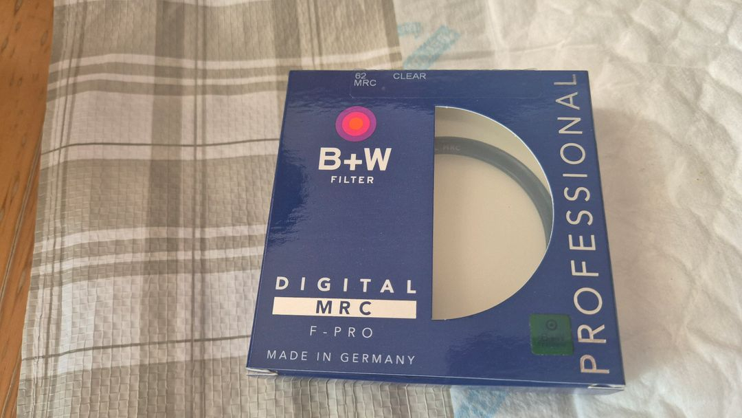 풀프레임 DSLR 카메라 + 70-300mm 렌즈 세트 이미지