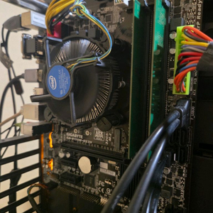 i5 6600 b150m ddr4 4g 2개 팝니당 이미지