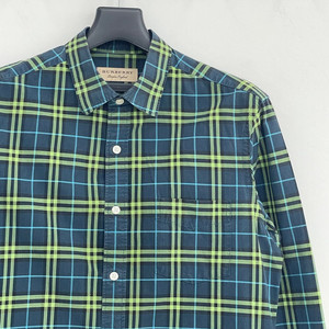 버버리 신형 체크 셔츠 100 이미지