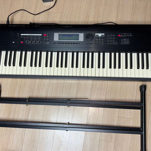 KORG TR 88 신디사이저 판매합니다 이미지