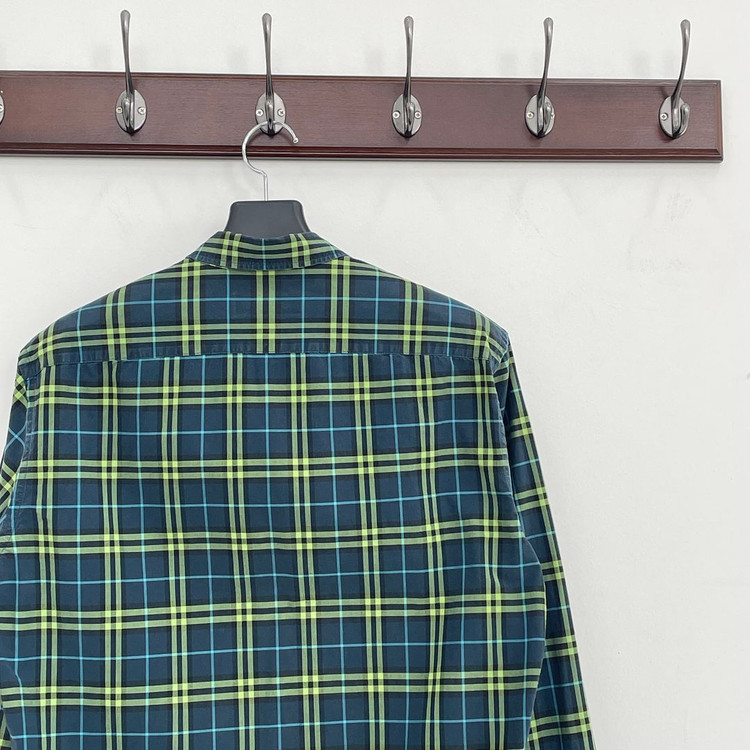 버버리 신형 체크 셔츠 100 이미지