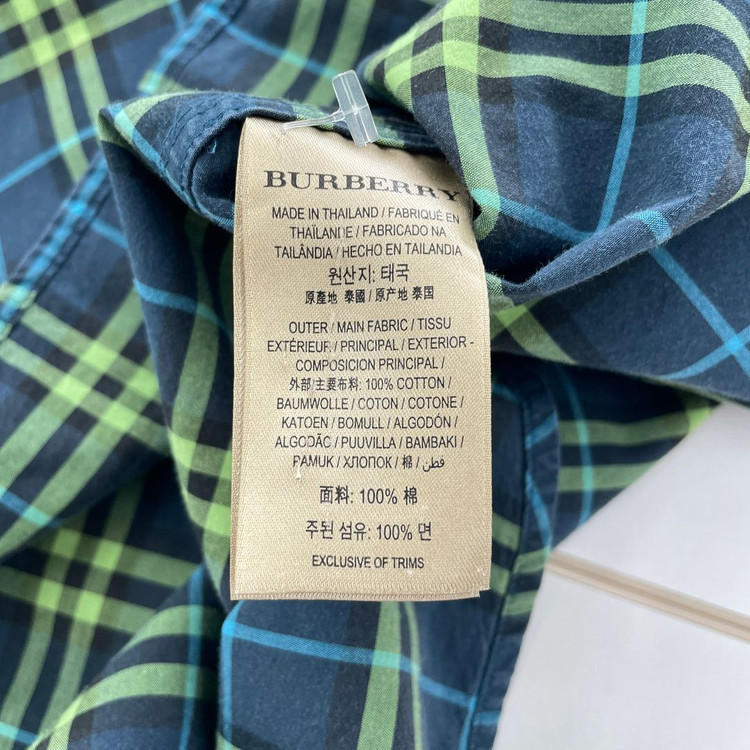 버버리 신형 체크 셔츠 100 이미지