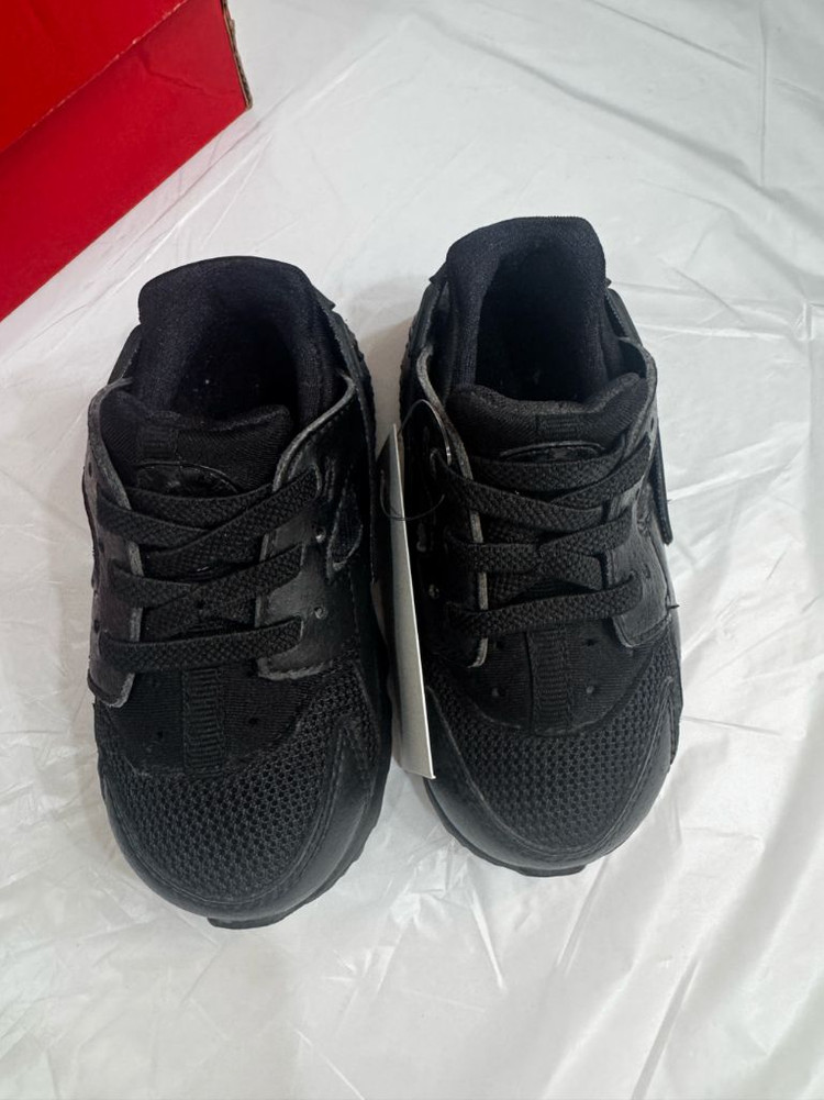 나이키 키즈 허라취 올블랙 유아 운동화 120 사이즈 새상품 이미지