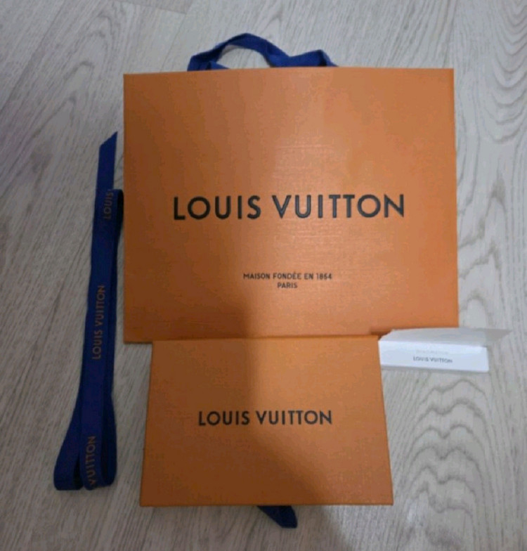 루이비통 포켓 오거나이저 모노그램 섀도우 네이비 블루 M83378 이미지