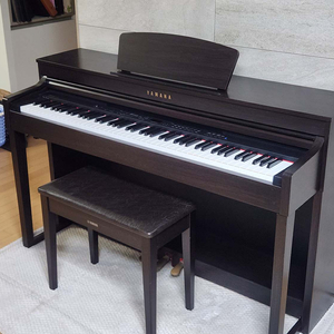 전자 디지털피아노, 야마하 CLP-430R 이미지