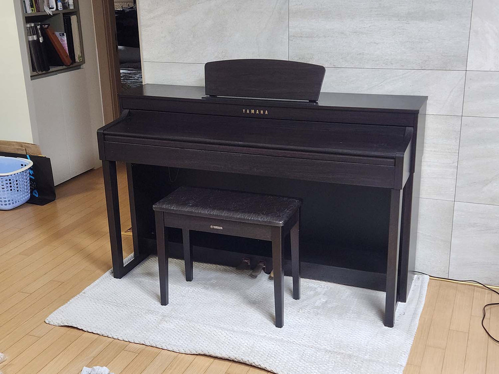 전자 디지털피아노, 야마하 CLP-430R 이미지