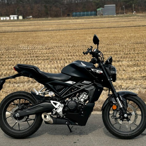 혼다CB125R/24년식/7천키로/330만원/신차급차량 이미지