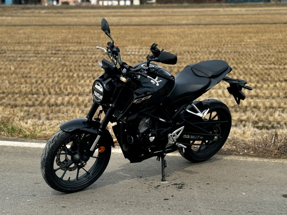 혼다CB125R/24년식/7천키로/330만원/신차급차량 이미지
