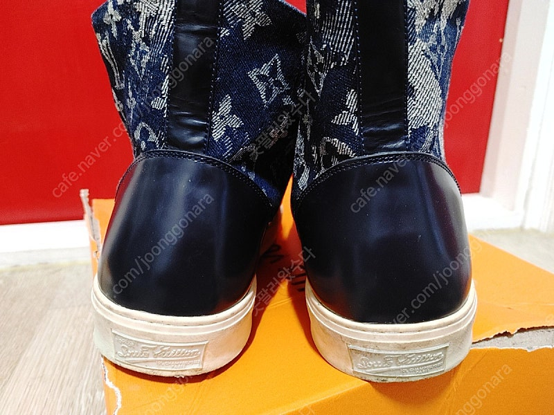 루이비통 남성 스니커즈 44사이즈 이미지