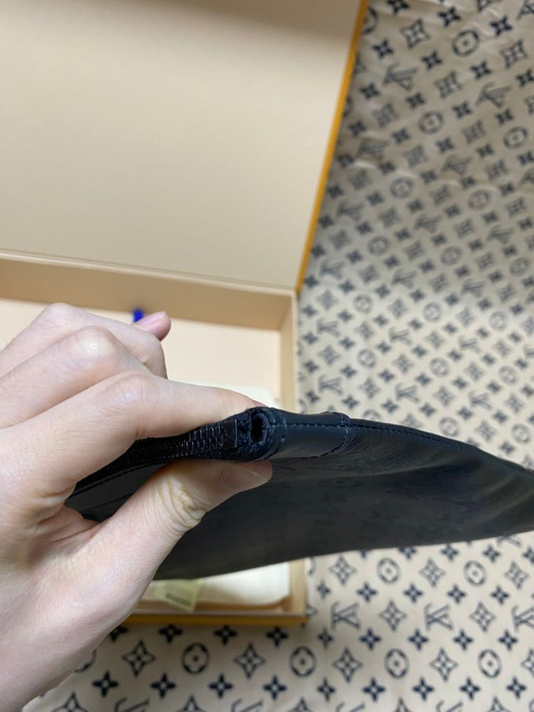 [GM] 루이비통 모노그램 쉐도우 클러치 이미지