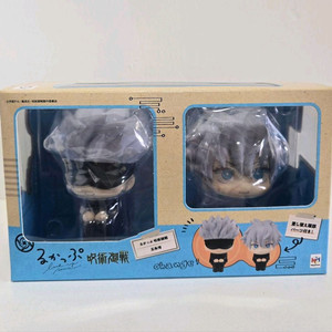 미개봉 주술회전 고전 고죠 룩업 특전방석 포함 이미지