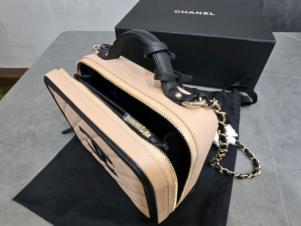 샤넬 CC 필리그리 베니티 케이스 백 이미지