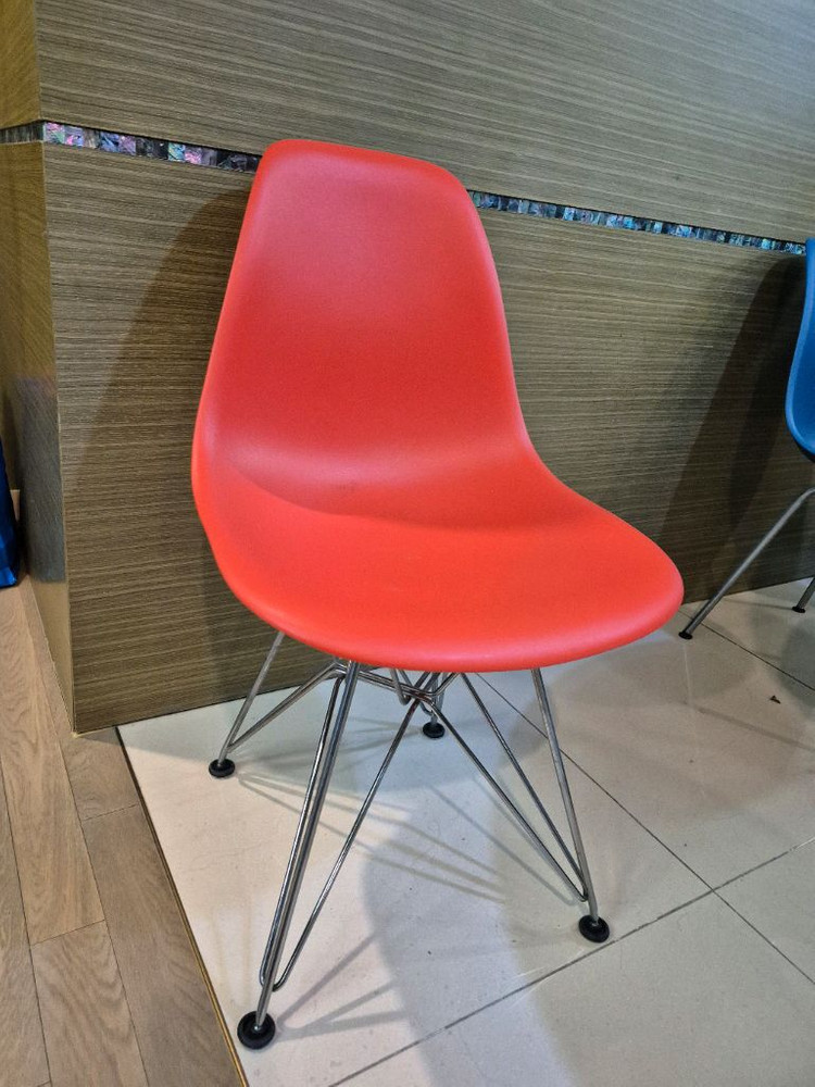 임스 체어 정품 성유패턴 레드 이미지