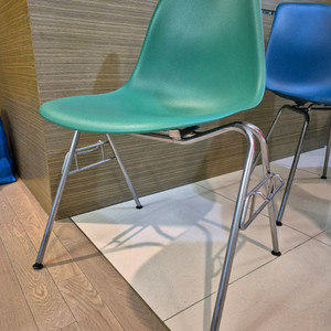 그린 임스 체어 정품 이미지