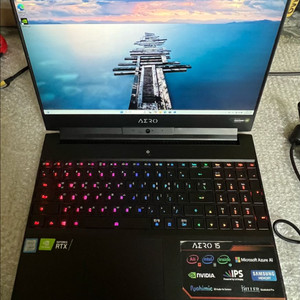 기가바이트 AERO 15 CPU i9, RTX 2070, 32GB, SSD 1TB 노트북 이미지