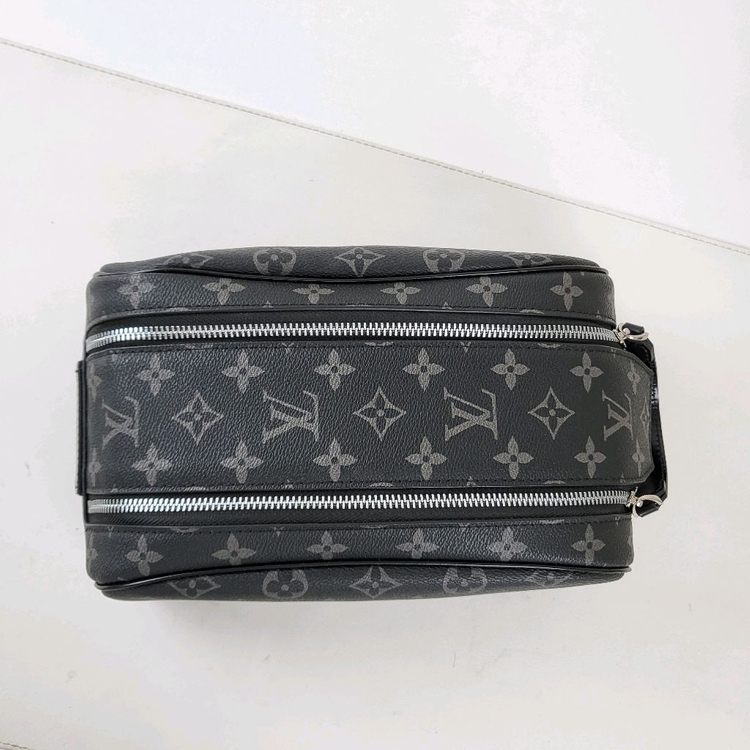 루이비통 남성 톱키트 가방 이미지