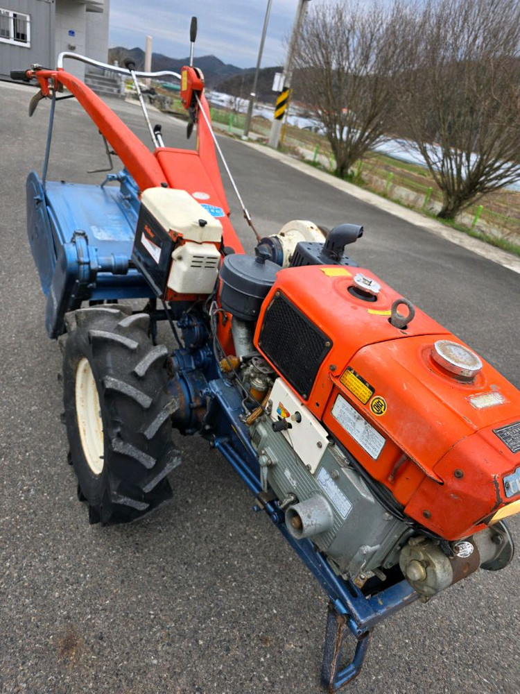 대동 경운기 이미지