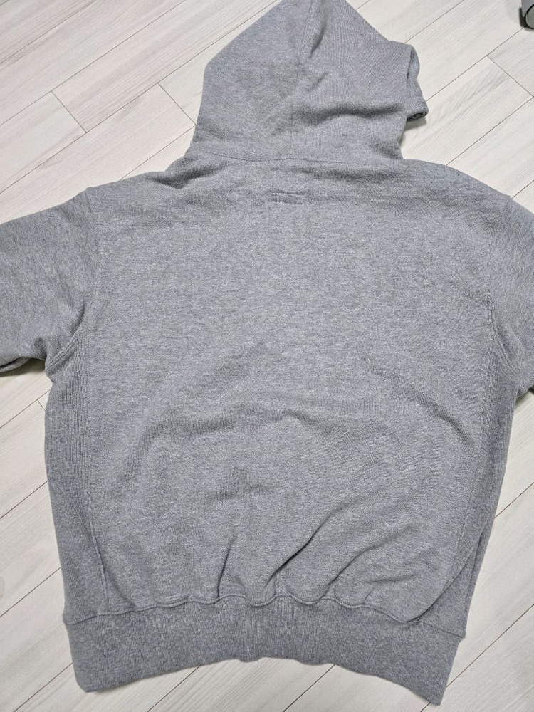 999휴머니티 후드티 1사이즈 95정도 됩니다 운포 이미지