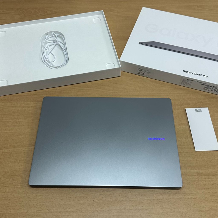 배터리 100% / 삼성 갤럭시북5 프로 노트북 / 16GB+512GB 이미지