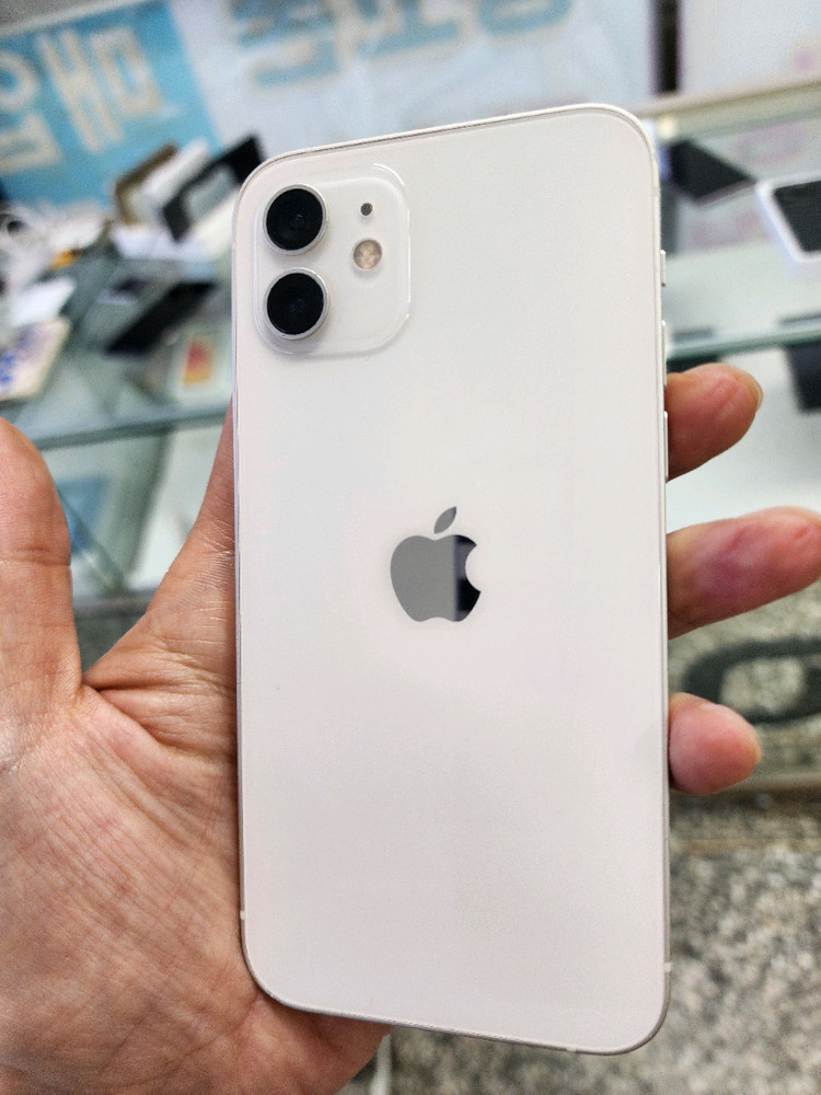 아이폰12 128기가 화이트 깨끗한A급(수리이력없이 깔끔)배터리85프로^ 이미지