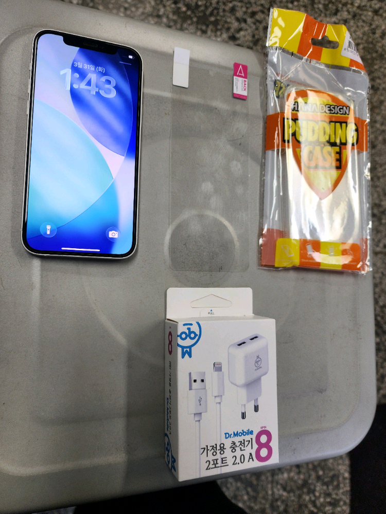 아이폰12 128기가 화이트 깨끗한A급(수리이력없이 깔끔)배터리85프로^ 이미지