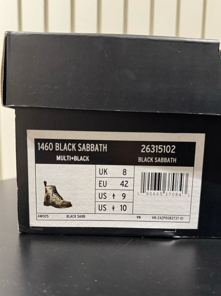 닥터마틴 1460 X 블랙사바스 270 UK8 이미지