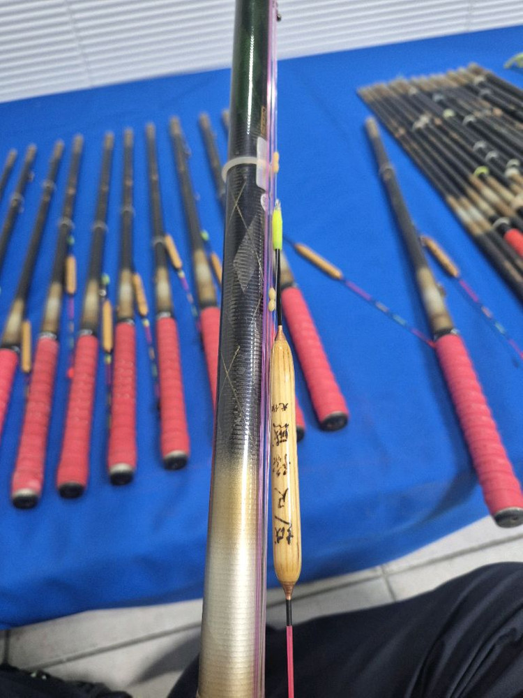 은성 다이아플렉스 신수향 낚시대21칸ㅡ47칸 29대 받침대 4대 A급 풀채비 사용감있는 B급은 저렴하게 판매 이미지