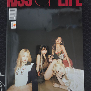 키스오브라이프 앨범 + 팬클럽 1기 키트 이미지