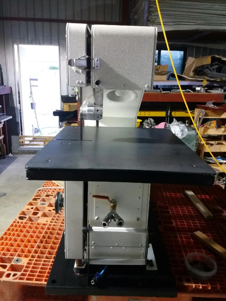 소형 콘타머신 폭이넓은 띠톱기계 공방용톱 VERTICAL BAND SAW 이미지
