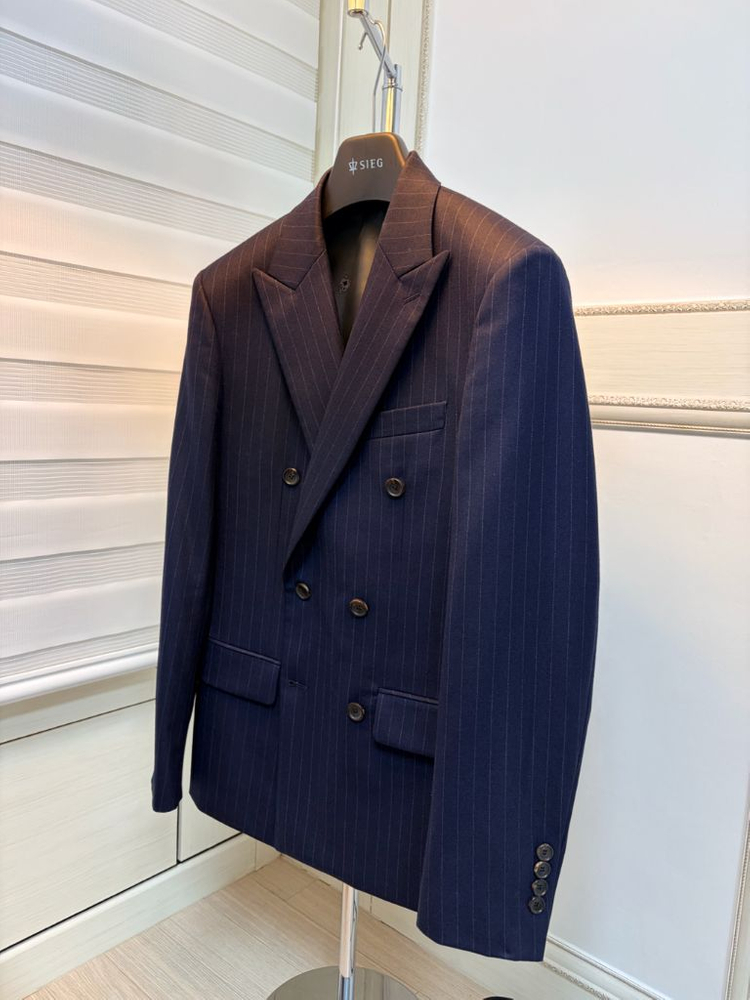 지이크 울100% 스트라이트 더블수트 정장 네이비 100/30 이미지