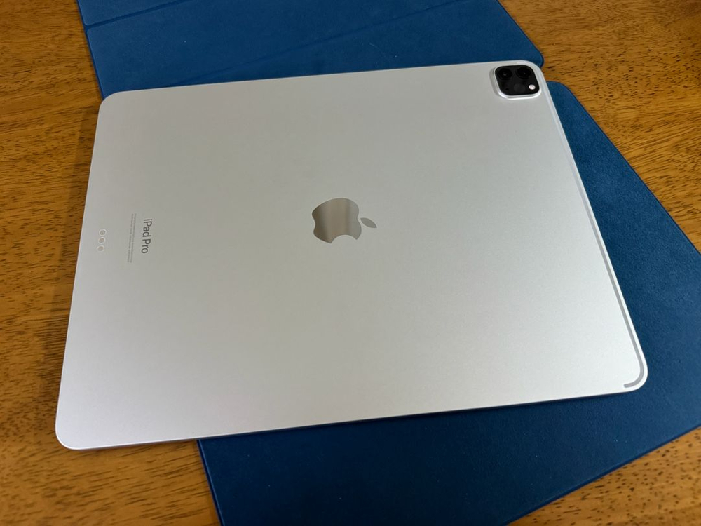 아이패드 프로 12.9 6세대 M2(실버) WiFi 128GB+ 애플 팬슬 같이 팝니다. 이미지