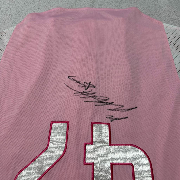 nc다이노스 야구 유니폼 나성범 핑크 이미지