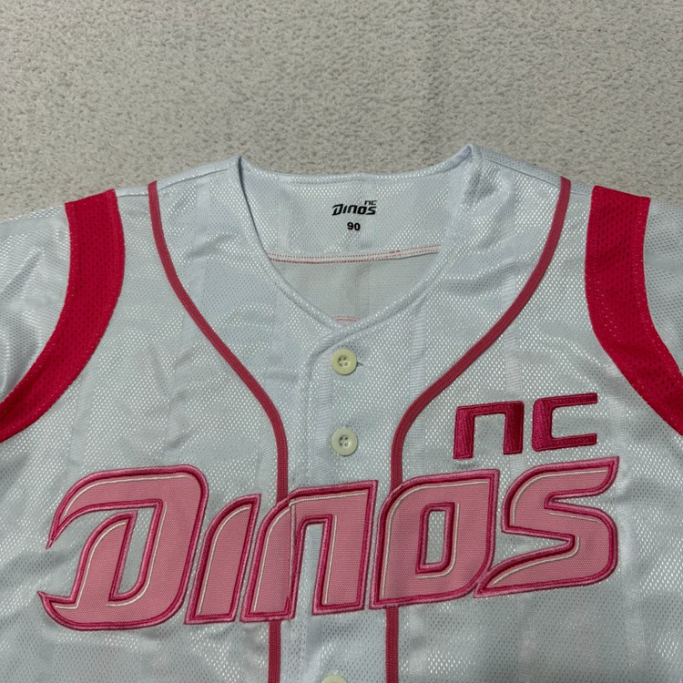 nc다이노스 야구 유니폼 핑크 이미지
