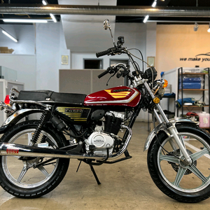 혼다 CG125 20년 1천km 풀커스텀차량 이미지