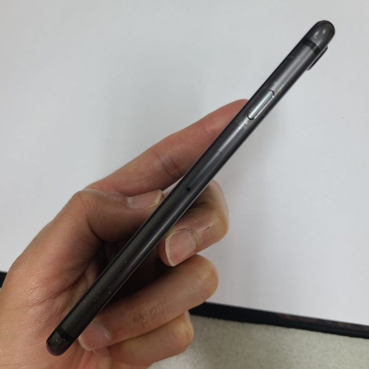 아이폰8 블랙 64G 인스타 배터리92% 138836 이미지