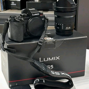 파나소닉 루믹스 SS 미러리스 카메라 20-60mm 렌즈 이미지